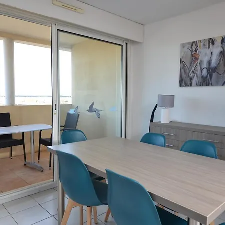 Grand T3 6 Couchages Avec Piscine Vue Salins Apartment Le Grau-du-Roi