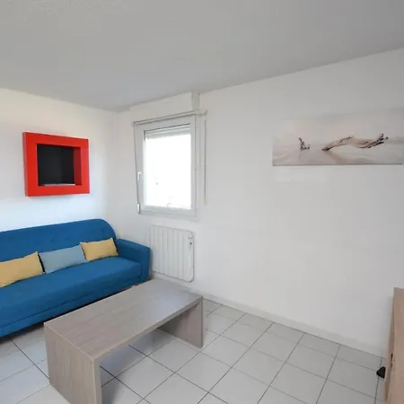 Grand T3 6 Couchages Avec Piscine Vue Salins Apartment *