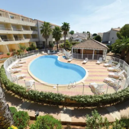 Apartment Grand T3 6 Couchages Avec Piscine Vue Salins Le Grau-du-Roi